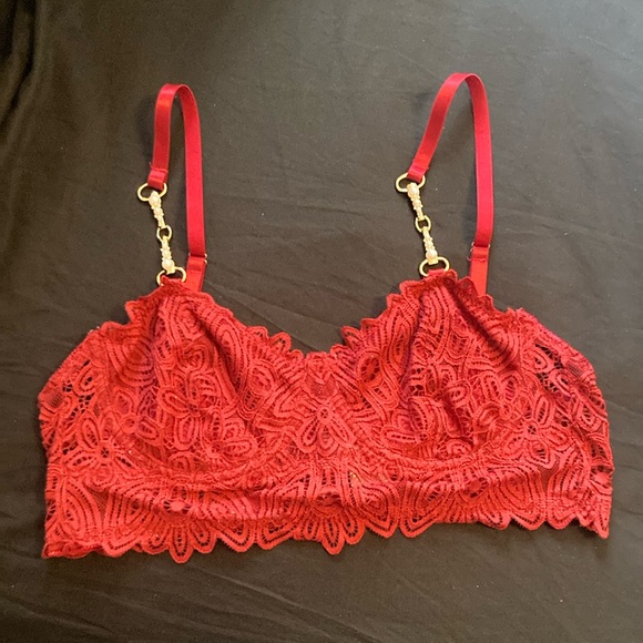 Victoria's Secret Other - 5/$25 Maroon lace bra w/ pearly straps